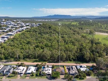 404, Bushland Beach - Thumbnail 4