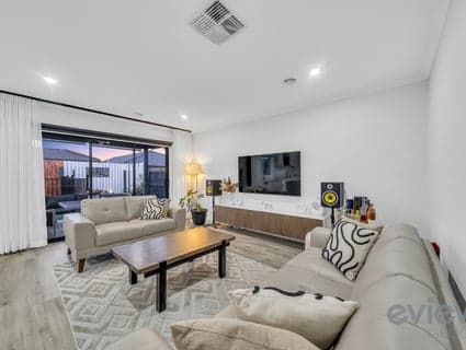 13 Quince Road, Manor Lakes - Thumbnail 5