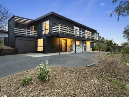 8 Oxford Road, Sorrento - Image 1