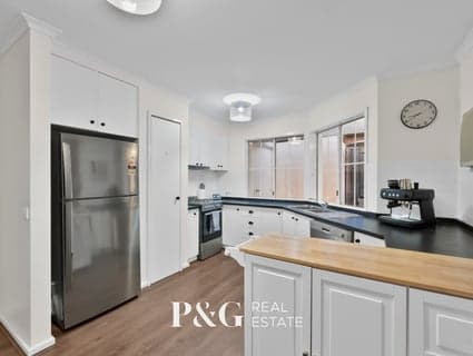 42 Coowarra Way, Berwick - Thumbnail 2