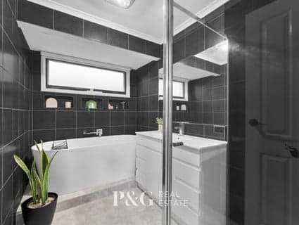 6 Fantail Court, Carrum Downs - Thumbnail 2