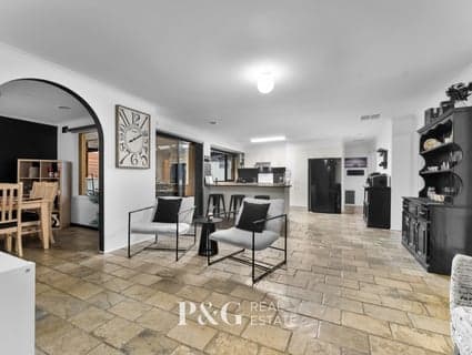 6 Fantail Court, Carrum Downs - Thumbnail 5