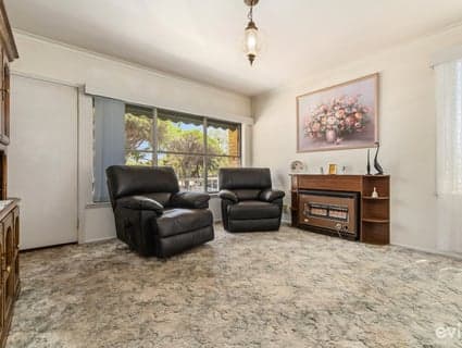 57 Monterey Boulevard, Frankston North - Thumbnail 2