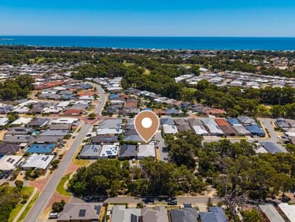 7 Breezy Way, Meadow Springs - Image 1