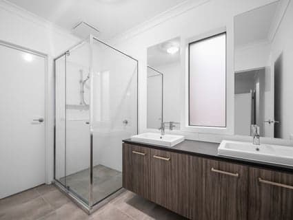 404, Sunbury - Thumbnail 8