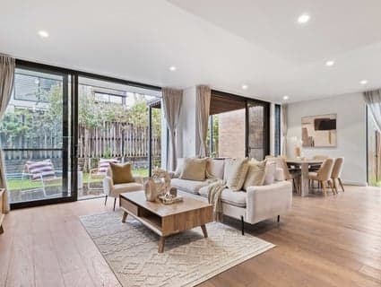 404, Lindfield - Thumbnail 2