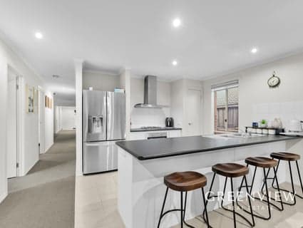 13 Charlbury Crescent, Cranbourne North - Thumbnail 6