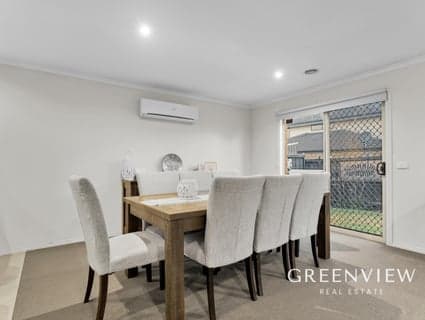 13 Charlbury Crescent, Cranbourne North - Thumbnail 8