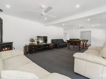 10 Maywood Road, Cranbourne South - Thumbnail 8