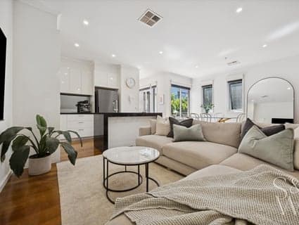 2/30-32 Broadway, Elwood - Thumbnail 2