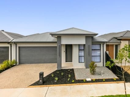8 Pitchstone Circuit, Epping - Image 1
