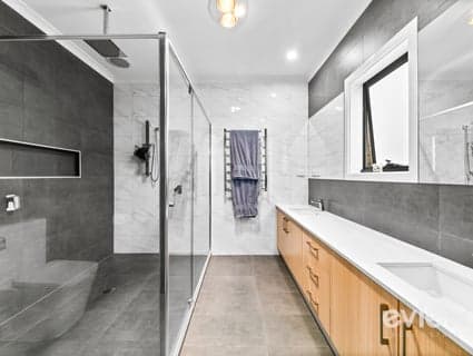 18 Nutmeg Parade, Manor Lakes - Thumbnail 8