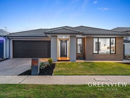404, Clyde North - Image 1