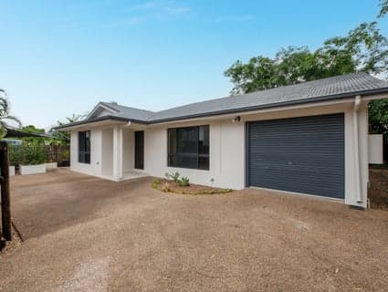 30A Sherriff Street, Hermit Park - Image 1