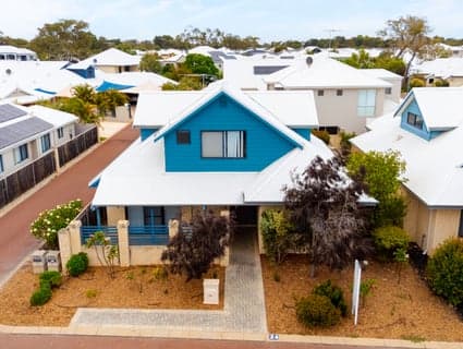 24 Carnarvon Way, Erskine - Thumbnail 2