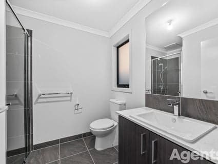 404, Pakenham - Thumbnail 3