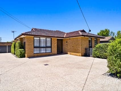 7 Melview Drive, Wyndham Vale - Image 1