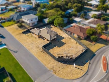 47 Challenger Road, Madora Bay - Thumbnail 2