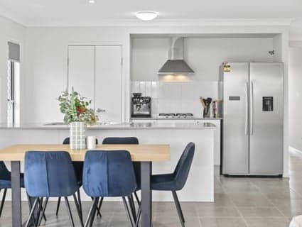 34 Highgrove Avenue, Shaw - Thumbnail 5
