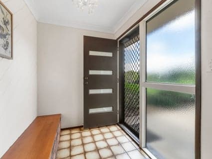 17 Amanda Drive, Centenary Heights - Thumbnail 3