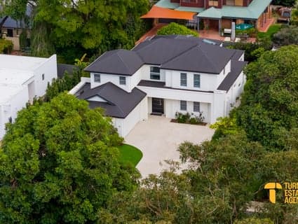 35 Ullapool Road, Mount Pleasant - Thumbnail 2