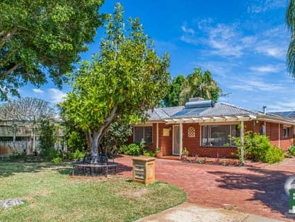 6 Linton Place, Morley - Thumbnail 2