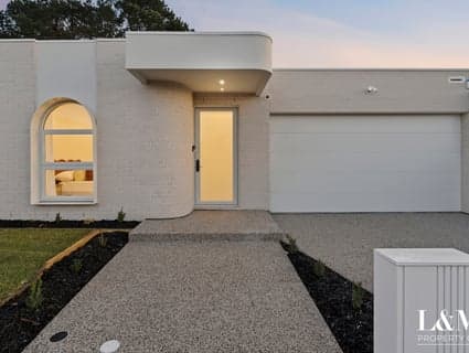 69 Malkari Circuit, Greenvale - Image 1