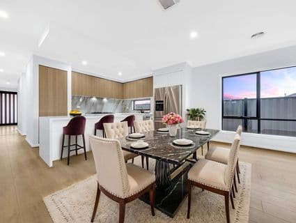 11 Holbrook Crescent, Kalkallo - Thumbnail 2