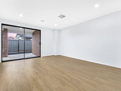 11 Holbrook Crescent, Kalkallo - Thumbnail 5