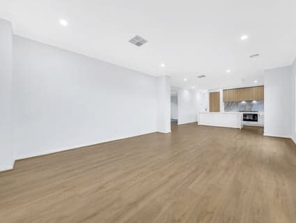 11 Holbrook Crescent, Kalkallo - Thumbnail 8