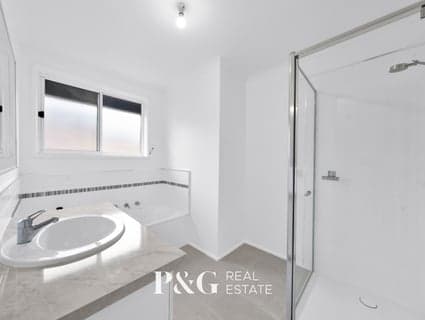 61 Gleneagles Drive, Endeavour Hills - Thumbnail 6