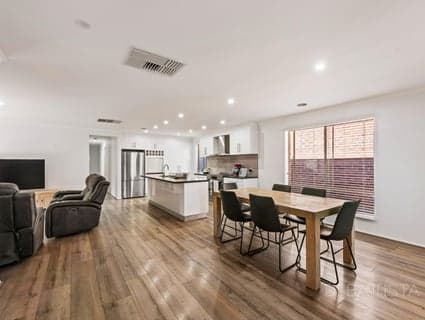 404, Craigieburn - Thumbnail 3