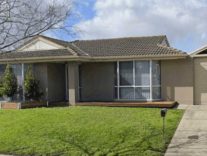 404, Cranbourne North - Image 1