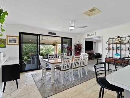20 Prentice Way, Lakelands - Thumbnail 7