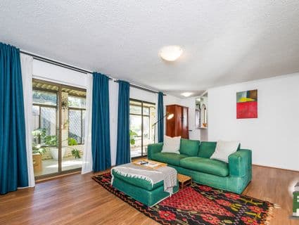 204 Clontarf Road, Hamilton Hill - Thumbnail 4