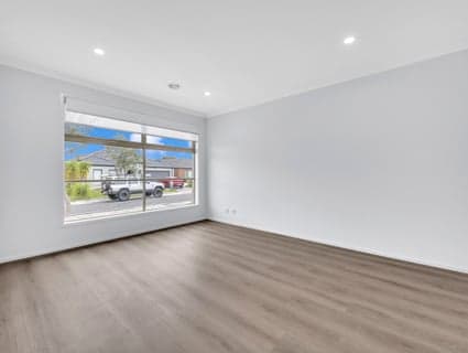 47 Kinglake Crescent, Craigieburn - Thumbnail 6