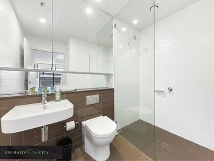 1008/138 Walker Street, North Sydney - Thumbnail 5