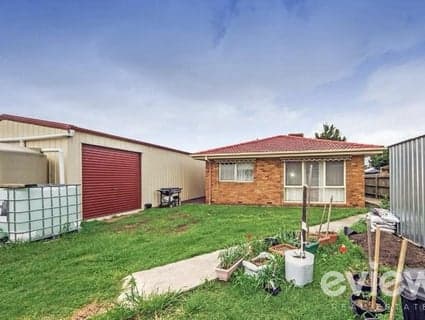 38 Silvereye Crescent, Werribee - Thumbnail 3