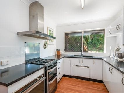 27 Bishop Street, Belgian Gardens - Thumbnail 4