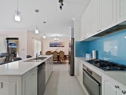 4 Buttermere Approach, Waikiki - Thumbnail 4