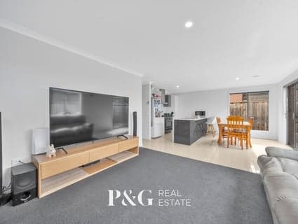 2 Elizabeth Parkway, Officer - Thumbnail 2