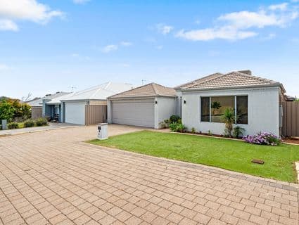 4 Gullane Way, Meadow Springs - Thumbnail 2