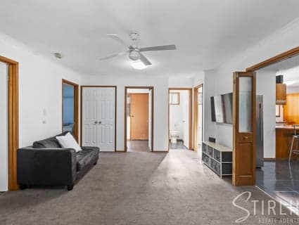 24 Comte Close, Cranbourne West - Thumbnail 6