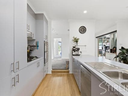 4B Mitre Crescent, Berwick - Thumbnail 3