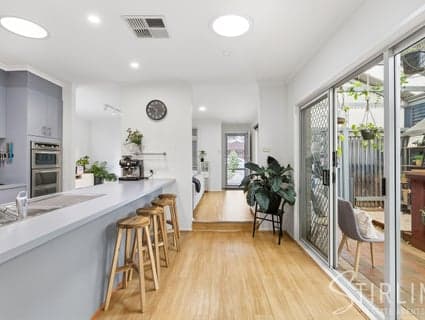4B Mitre Crescent, Berwick - Thumbnail 4