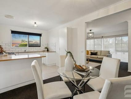 404, Mornington - Thumbnail 3