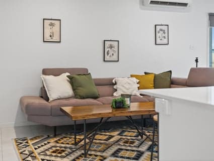 6 Sunburst Street, Mount Low - Thumbnail 5