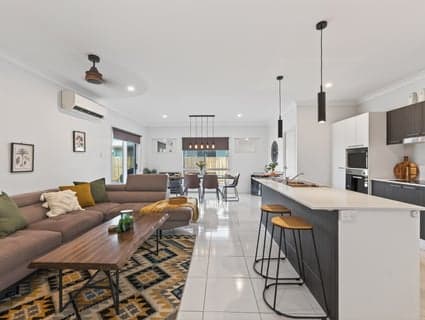 6 Sunburst Street, Mount Low - Thumbnail 6