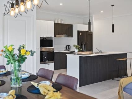 6 Sunburst Street, Mount Low - Thumbnail 8
