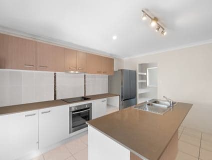 4 Robinson Place, New Auckland - Thumbnail 4